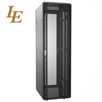 El piso de aleación de aluminio está en pie gabinete centro de datos de servicio 19 pulgadas 18U - 47U